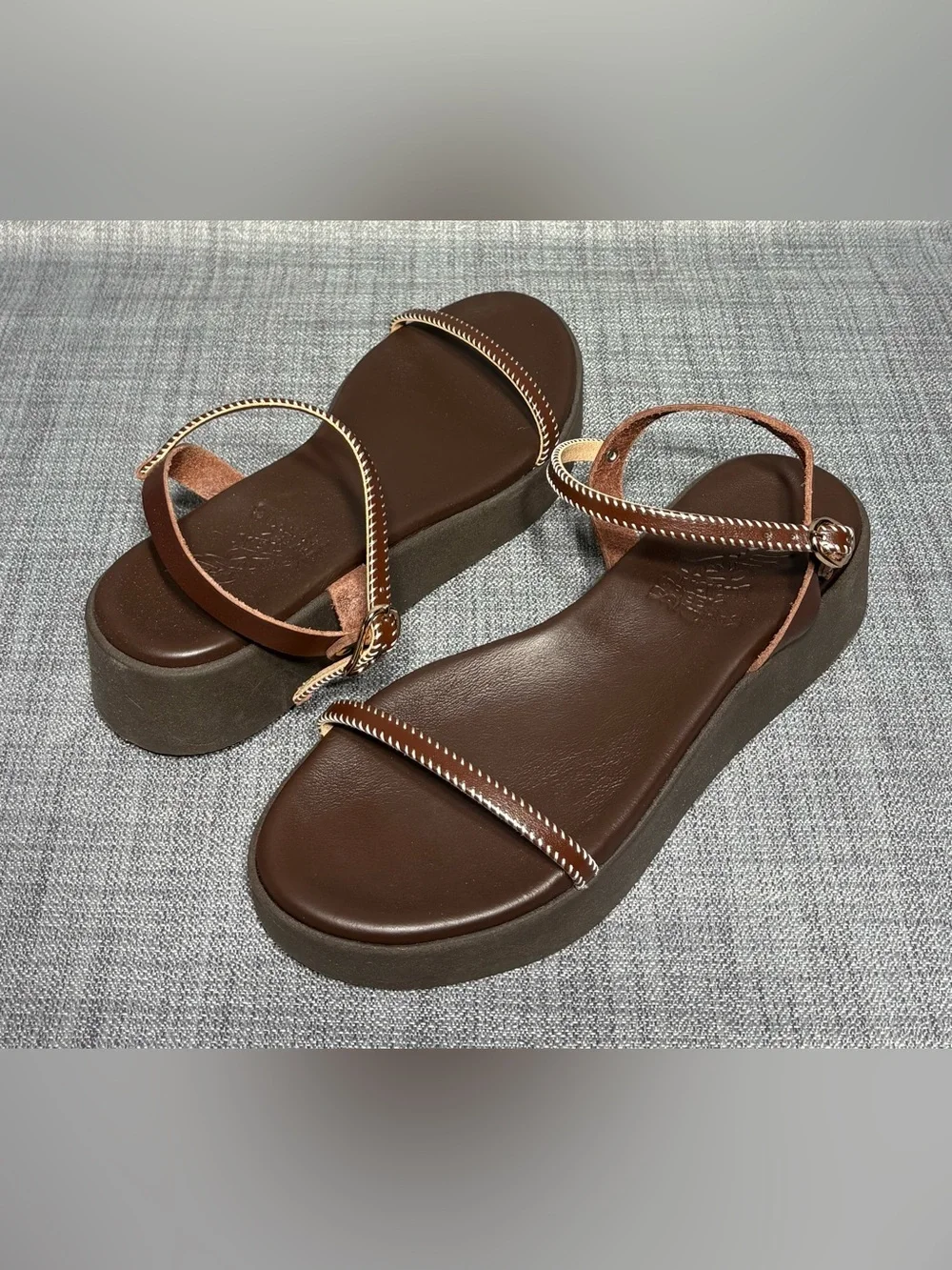 Ancient Greek Irida Stitch Leather Sandals Brown/Off White EU 37 / US 7 - Picture 2 of 7